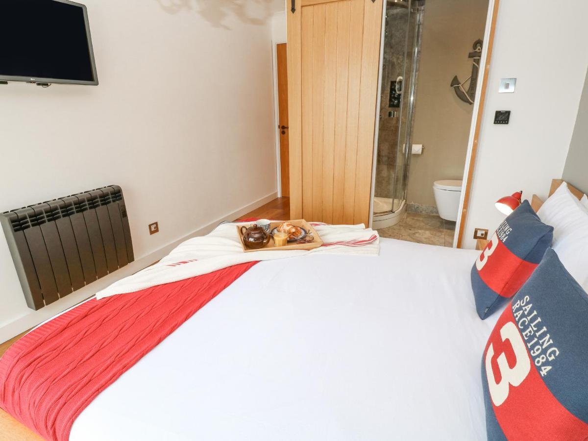 The Crows Nest Appartement Falmouth Buitenkant foto