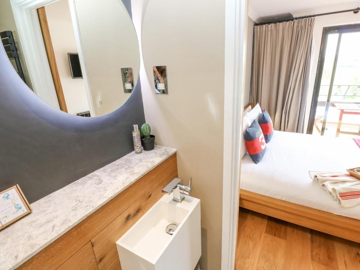The Crows Nest Appartement Falmouth Buitenkant foto